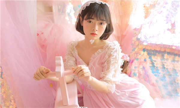 横县供卵试管代怀生子多少钱？这一直是很多不孕不育家庭关注的话题。在中国，不孕不育的发生率越来越高，根据《中国不孕不育现状调研报告》显示，育龄夫妇的不孕不育率从20年前的3%增长至现在的12.5%-18.2%，患者人数高达6000万以上。在这样的背景下，许多家庭通过供卵试管来实现自己的生育梦想。那么，供卵试管代怀生子的费用到底是多少呢？